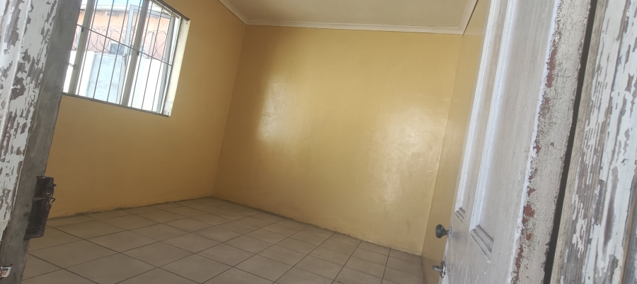 6 Bedroom Property for Sale in Sydenham Eastern Cape